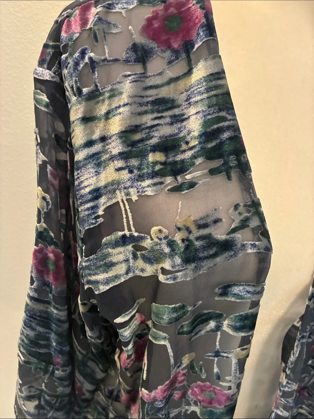 Velvet burnout  Kimono Robe - Gray with Pink Floral